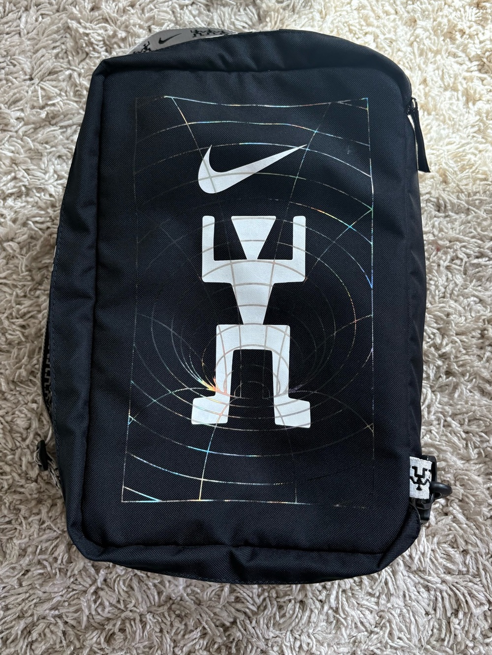 Nike Graphic lined Crossbody Pouch/shoe bag in black, good condition